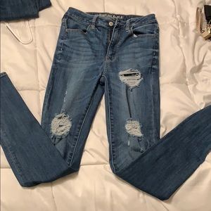 Skinny- American eagle- Size 6